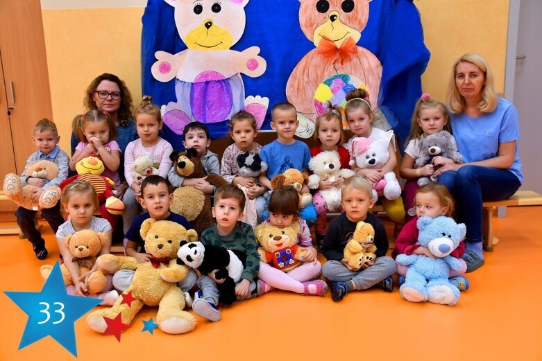  33. BORÓWKI (4-latki) z Przedszkola nr 3 z Oddziałami Integracyjnymi w Skierniewicach. 