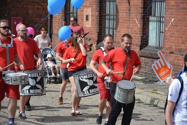  Miłość, radość, muzyka! Taka parada w Żyrardowie 