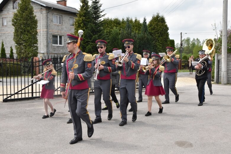  Nowy wóz bojowy już poświęcony, teraz druhowie marzą o rozbudowie i remoncie strażnicy 