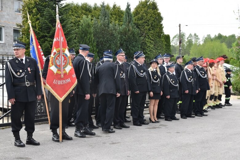  Nowy wóz bojowy już poświęcony, teraz druhowie marzą o rozbudowie i remoncie strażnicy 