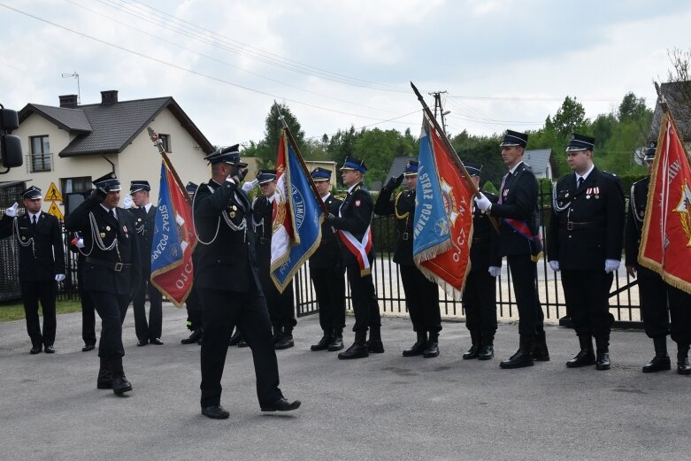  Nowy wóz bojowy już poświęcony, teraz druhowie marzą o rozbudowie i remoncie strażnicy 