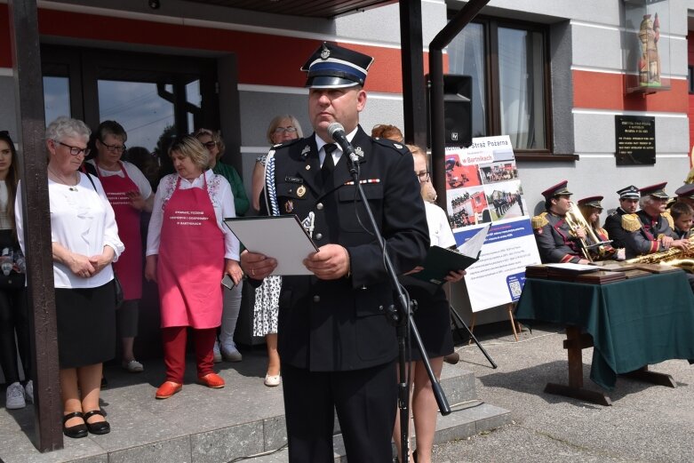  Nowy wóz bojowy już poświęcony, teraz druhowie marzą o rozbudowie i remoncie strażnicy 