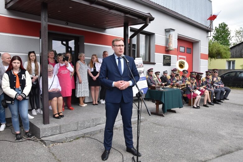  Nowy wóz bojowy już poświęcony, teraz druhowie marzą o rozbudowie i remoncie strażnicy 