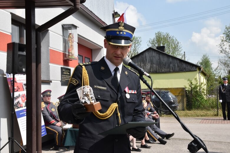  Nowy wóz bojowy już poświęcony, teraz druhowie marzą o rozbudowie i remoncie strażnicy 