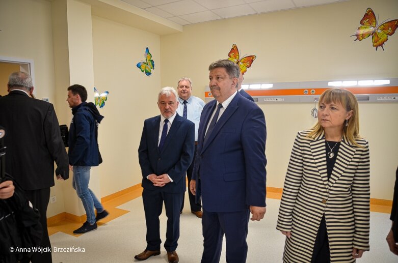  Fundacja Polsat przekazała szpitalowi w Skierniewicach wyremontowany oddział pediatrii 