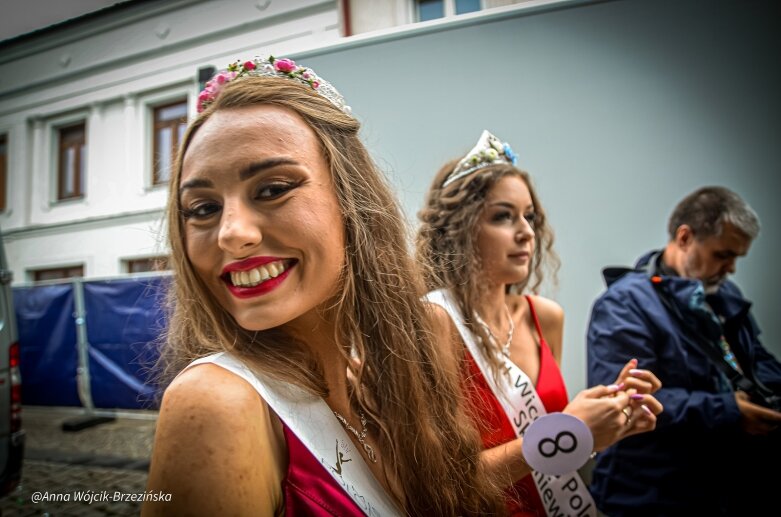   Na zapleczu wyborów Miss Polonia Skierniewic 