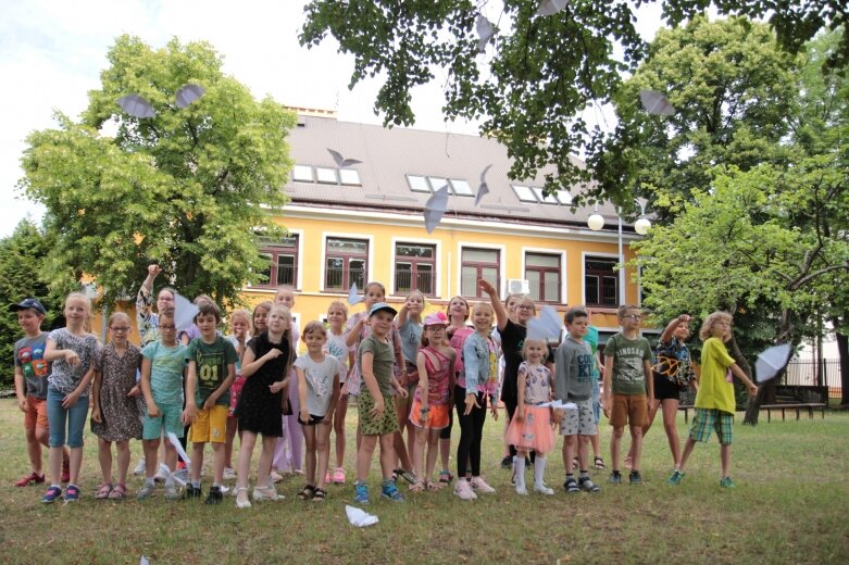 Półkolonie letnie w Młodzieżowym Domu Kultury w Żyrardowie 