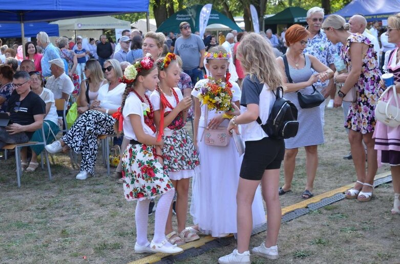  Moc atrakcji na gminnych dożynkach w Puszczy Mariańskiej  