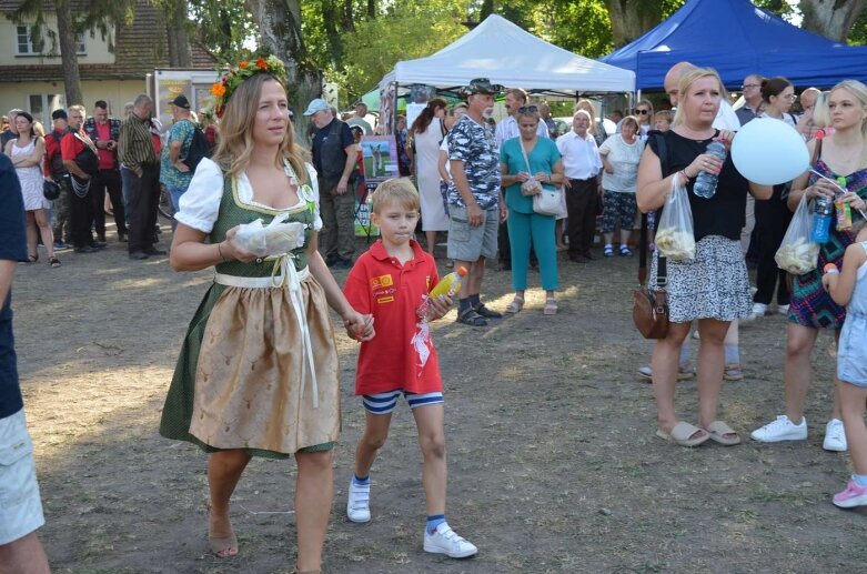  Moc atrakcji na gminnych dożynkach w Puszczy Mariańskiej  