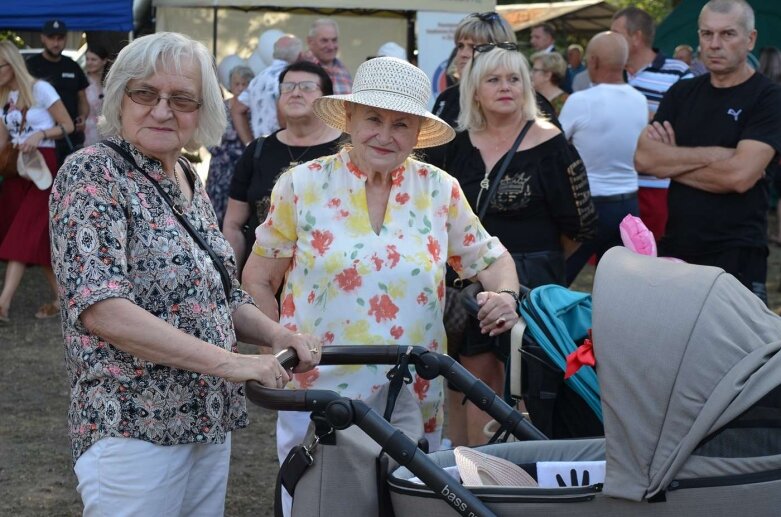  Moc atrakcji na gminnych dożynkach w Puszczy Mariańskiej  