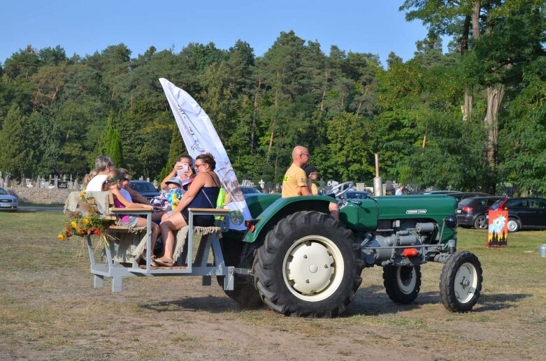  Moc atrakcji na gminnych dożynkach w Puszczy Mariańskiej  