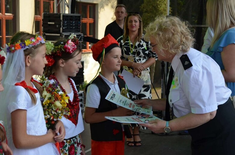  Moc atrakcji na gminnych dożynkach w Puszczy Mariańskiej  