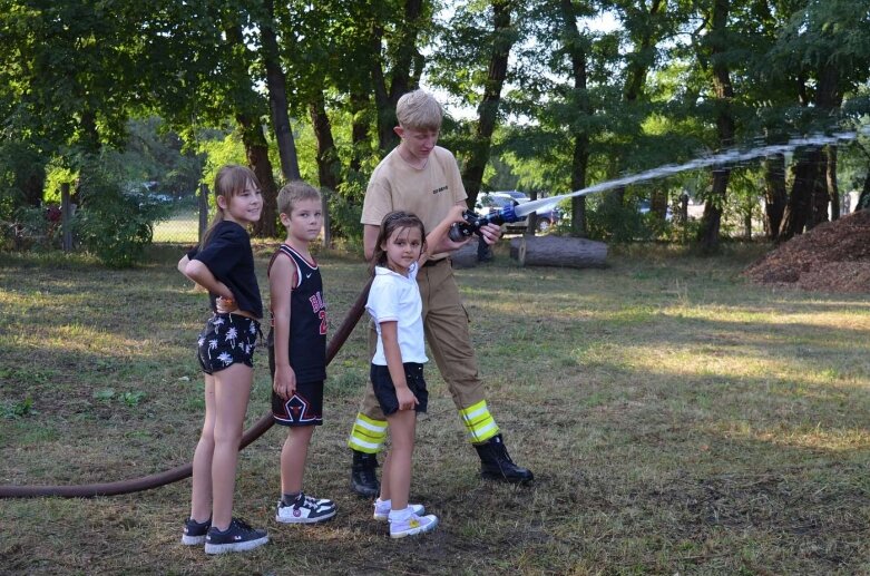  Moc atrakcji na gminnych dożynkach w Puszczy Mariańskiej  