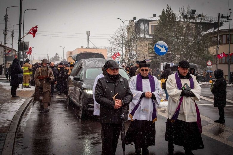  Mieszkańcy Mszczonowa pożegnali Józefa Grzegorza Kurka 