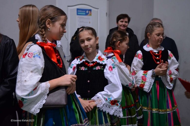  Wigilijny wieczór z Zespole Szkół w Głuchowie  