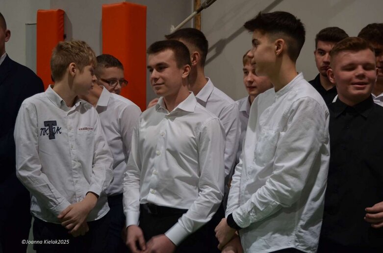  Wigilijny wieczór z Zespole Szkół w Głuchowie  