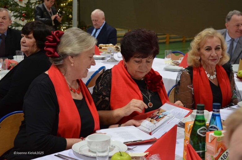  Wigilijny wieczór z Zespole Szkół w Głuchowie  