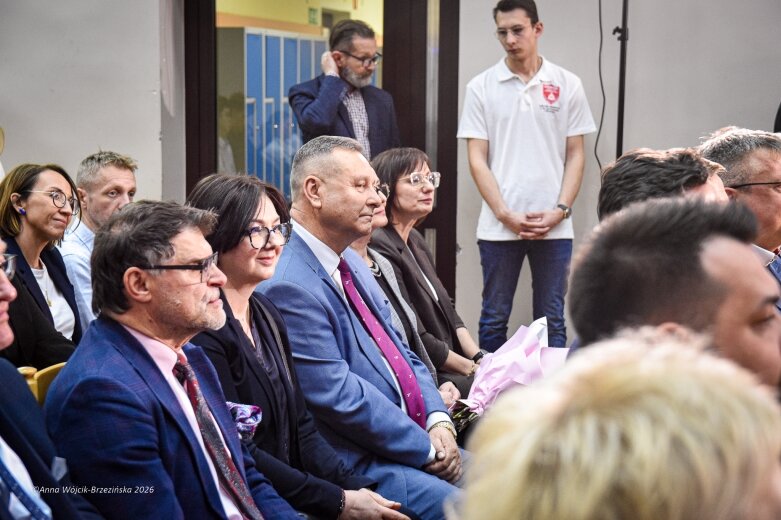  To może być jeden z najważniejszych nowych kierunków dla szkolnictwa zawodowego w Skierniewicach. Mechanik podpisał list intencyjny z Polską Grupą Lotniczą, a stawką są przyszłe kadry dla branży lotniczej. 