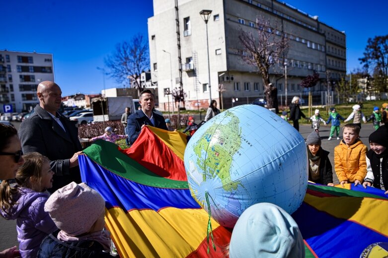  DZIEŃ ZIEMI w Skierniewicach. Przedszkolaki z 