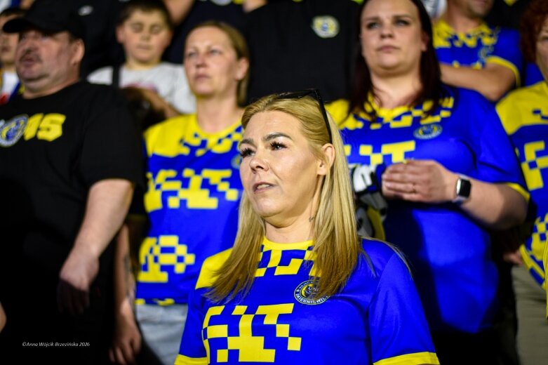  Pożegnanie Unii z II ligą. Ten mecz wygrali kibice 