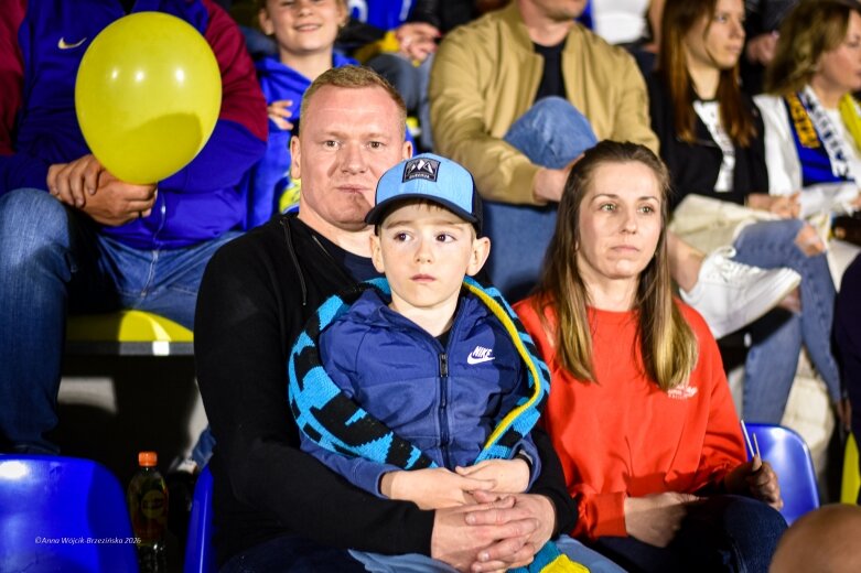  Pożegnanie Unii z II ligą. Ten mecz wygrali kibice 