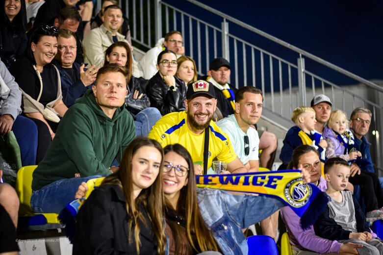  Pożegnanie Unii z II ligą. Ten mecz wygrali kibice 