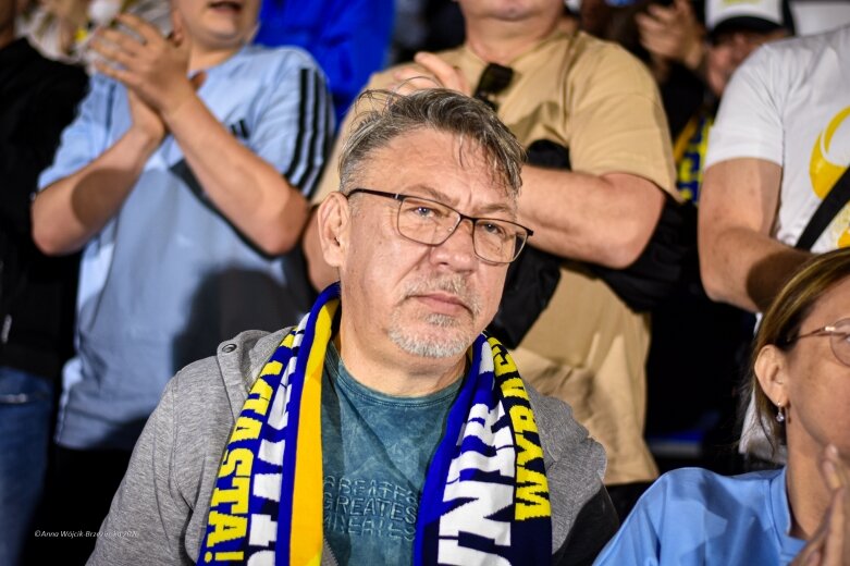  Pożegnanie Unii z II ligą. Ten mecz wygrali kibice 