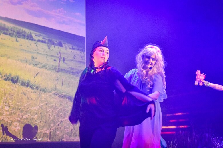  Od Truskawkowych Mam do Truskawkowych Rodziców. Historia niezwykłego teatru ze Skierniewic 