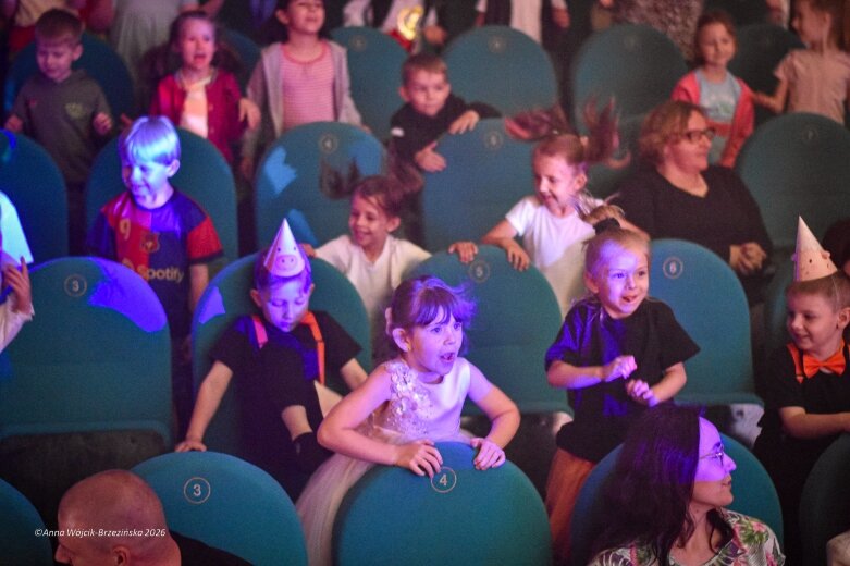  Od Truskawkowych Mam do Truskawkowych Rodziców. Historia niezwykłego teatru ze Skierniewic 
