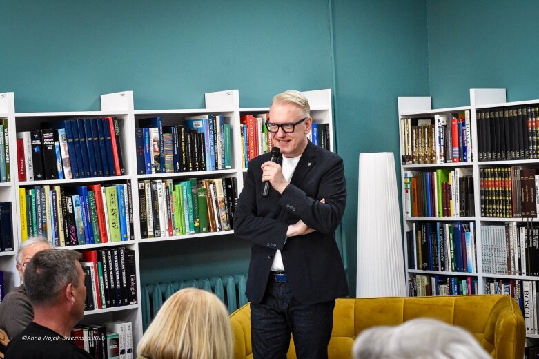  Mariusz Szczygieł w Skierniewicach. Zaczęło się od Maxa, który obiecywał zdradzić, jak urosnąć 