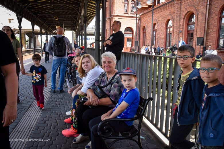  Po 25 latach pociągi mają wrócić do Mszczonowa. Umowa za blisko 1,5 mld zł 