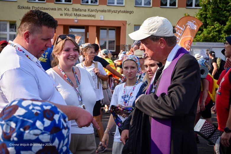  Łowicka pielgrzymka wróciła do Makowa młodsza niż przed rokiem 